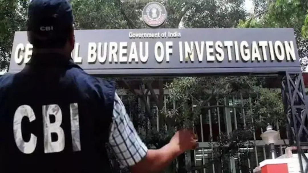धोखाधड़ी मामले में दिल्ली समेत कई शहरों में सीबीआई की रेड, पांच गिरफ्तार