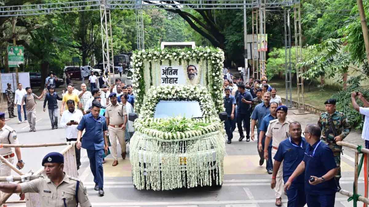 झारखंड के पूर्व CM शिबू सोरेन का अंतिम संस्कार: विधानसभा से पैतृक गांव के लिए निकला पार्थिव शरीर, राहुल गांधी समेत कई नेता होंगे शामिल