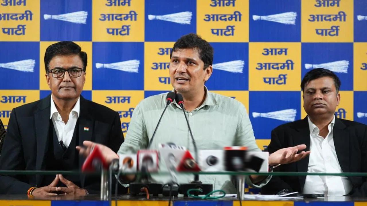 दिल्ली पुलिस अब थाने से देगी गवाही; उपराज्यपाल वीके सक्सेना के आदेश पर भड़की AAP, सौरभ भारद्वाज बोले- ये न्याय व्यवस्था का मजाक