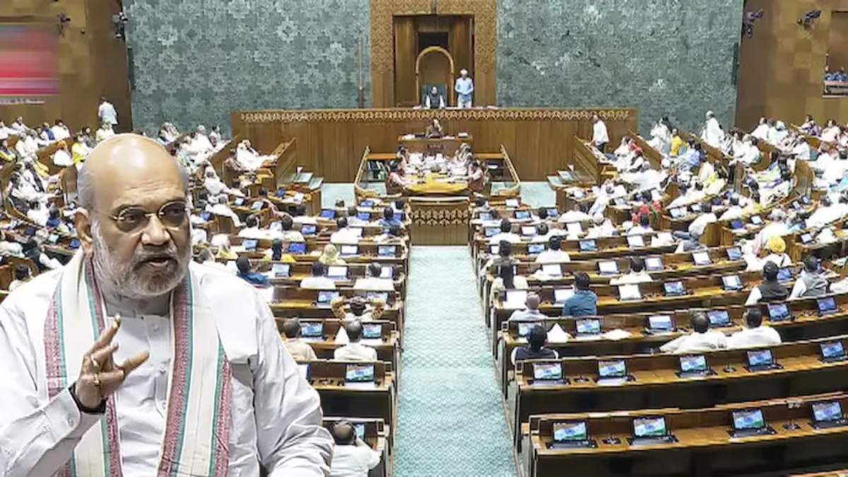 PM, CM या कोई भी नेता… 30 दिन से ज्यादा दिन जेल में रहे तो जाएगी कुर्सी, अमित शाह आज पेश करेंगे 130वां संविधान संशोधन समेत तीन बिल, केजरीवाल ने गिरफ्तारी के बाद भी नहीं दिया था इस्तीफा