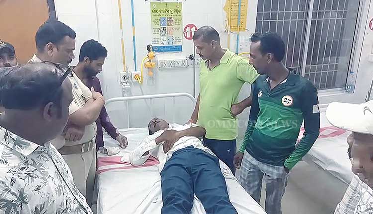 बालासोर में पूर्व बीजद काउंसलर पर हमला, सिर में गंभीर चोटें आईं
