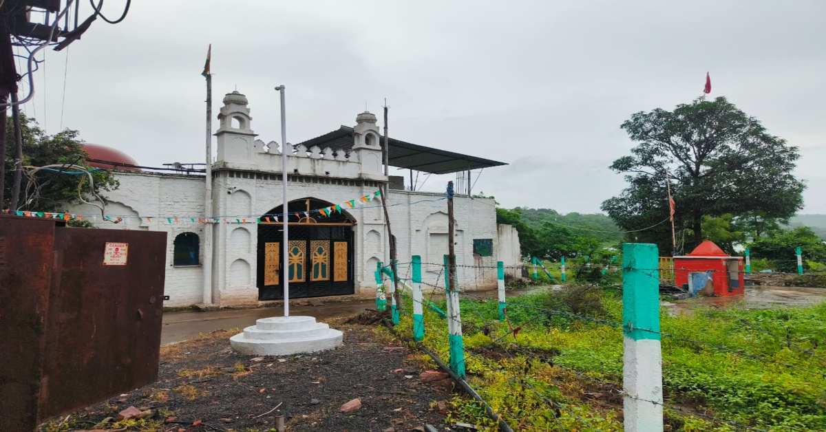 भोपाल के बड़ा तालाब किनारे बनी दो मस्जिदों को हटाने का आदेश: NGT के ऑर्डर के खिलाफ हाईकोर्ट पहुंचा वक्फ बोर्ड, कहा- सालों से बने है ये पक्के निर्माण