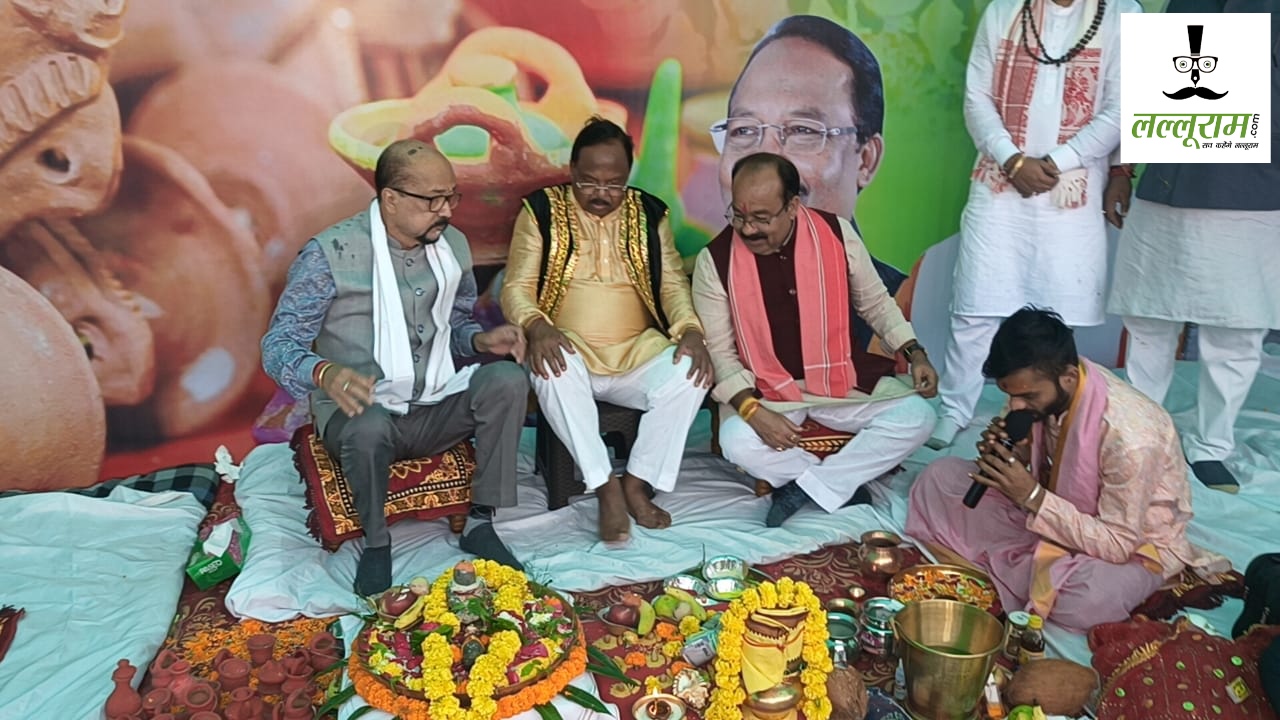कृषि मंत्री निवास में धूमधाम से मनाया गया पोरा तिहार : राज्यपाल रमेन डेका हुए शामिल, जमकर थिरके उपमुख्यमंत्री, मंत्री-विधायक और आमजन