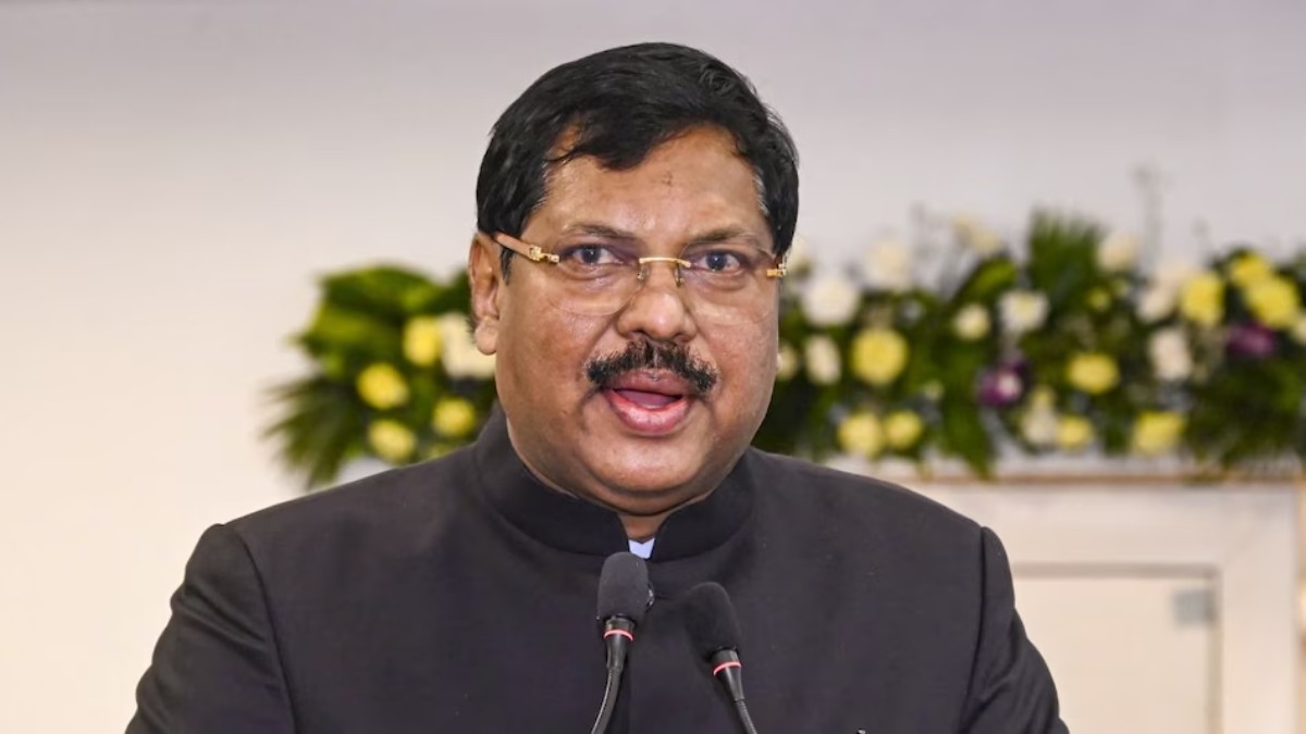 CJI गवई ने वकील को फटकार लगाई; बोले- याद कीजिए कि उस समय आपको किसने बचाया था? राज ठाकरे के खिलाफ FIR दर्ज करने वाली याचिका खारिज की