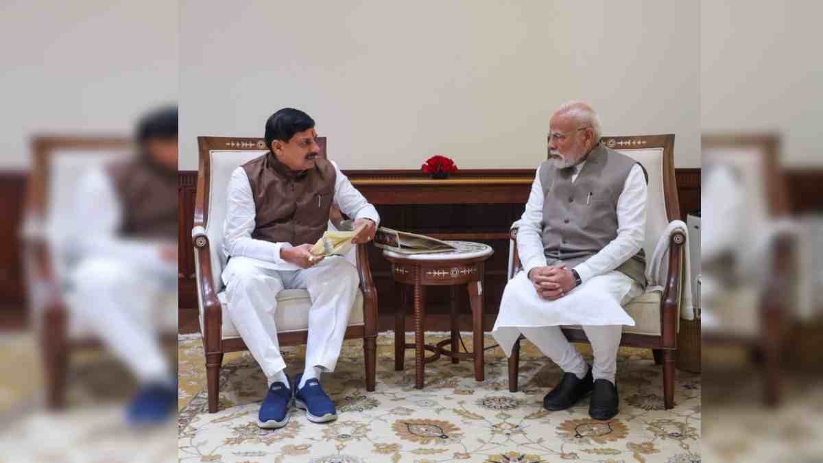 CM डॉ. मोहन यादव ने PM नरेंद्र मोदी से की मुलाकात, MP आने का दिया आमंत्रण, प्रदेश के विकास संबंधित योजनाओं की दी जानकारी