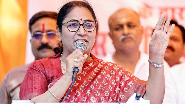 पदक विजेताओं पर होगी नोटों की बारिश : सीएम रेखा ने किया ‘सर्वोच्च नकद पुरस्कार’ का ऐलान ; गोल्ड मेडलिस्ट को मिलेंगे सात करोड़ रुपये