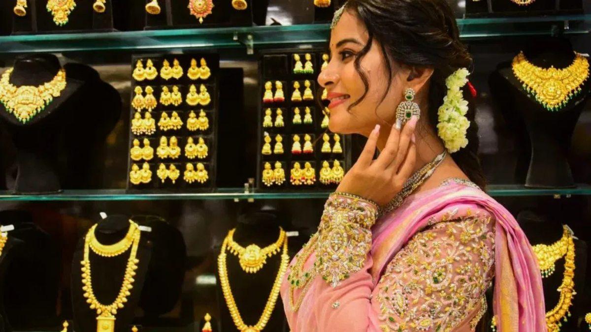 10 हजार रुपए महंगा होगा सोना, भारत में ऑलटाइम हाई लेवल पर पहुंचा, जानें आज कितना चल रहा भाव