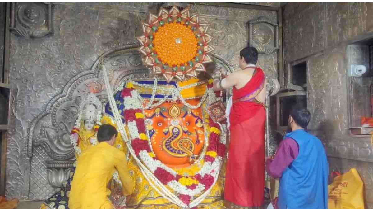 श्रद्धालुओं की सुरक्षा को लेकर बड़ा कदम: खजराना मंदिर समिति ने भक्तों का कराया 2 करोड़ का बीमा, भगदड़ या किसी भी आपात स्थिति के लिए हुआ इंश्योरेंस