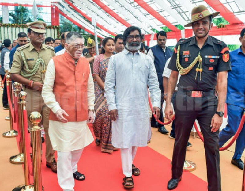 Independence Day 2025: झारखंड में बदली गई 15 अगस्त की परंपरा, मोरहाबादी में सीएम सोरेन के बजाए राज्यपाल फहराएंगे तिरंगा