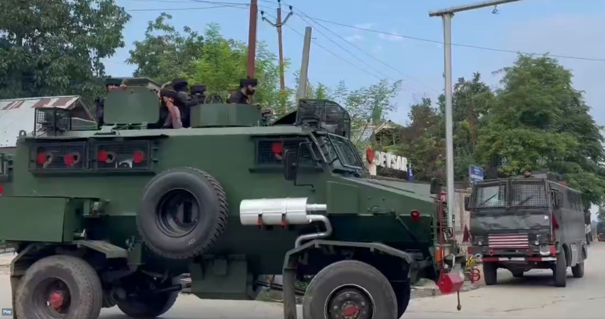 Kulgam Encounter: जम्मू-कश्मीर के कुलगाम में 2 जवान शहीद, एक आतंकी भी ढेर, 9 दिन से चल रही भीषण मुठभेड़ में दस जवान घायल हो चुके हैं