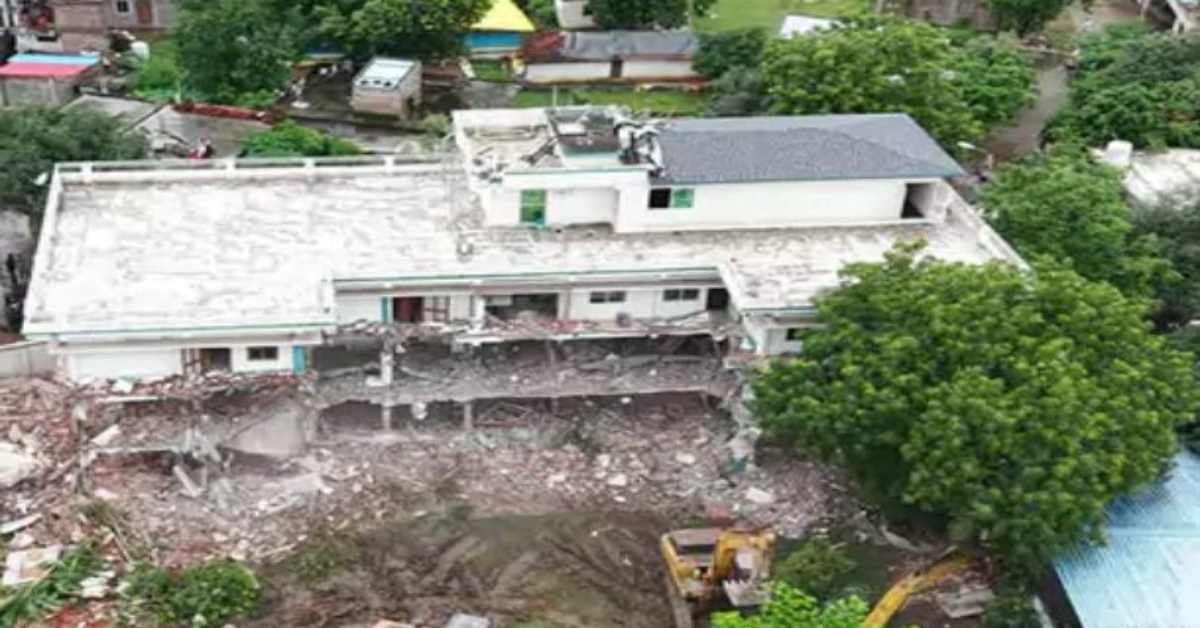 65 एकड़ जमीन पर मछली परिवार का कब्जा: 40 बिल्डिंग-30 दुकान, अवैध कब्जे पर पेट्रोल पंप-स्कूल भी बने, 3 दिन बाद सीमांकन पूरा, सोमवार को कलेक्टर के सामने रखी जाएगी रिपोर्ट
