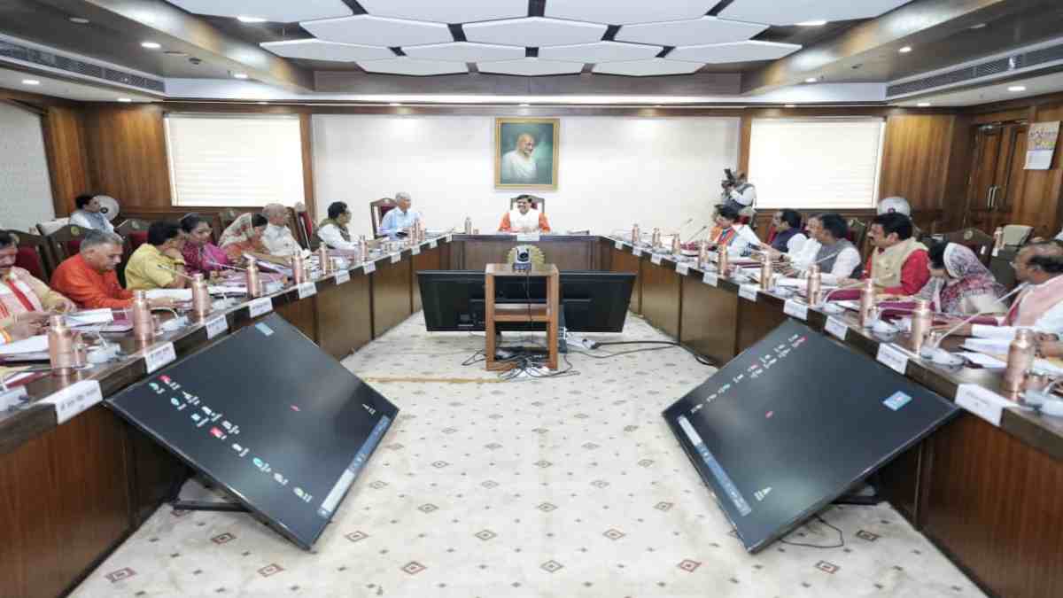Mohan Cabinet Decision: उज्जैन से पीथमपुर तक चलेगी मेट्रो, 610 नए पदों की स्वीकृति, इन अहम फैसलों पर भी लगी मुहर
