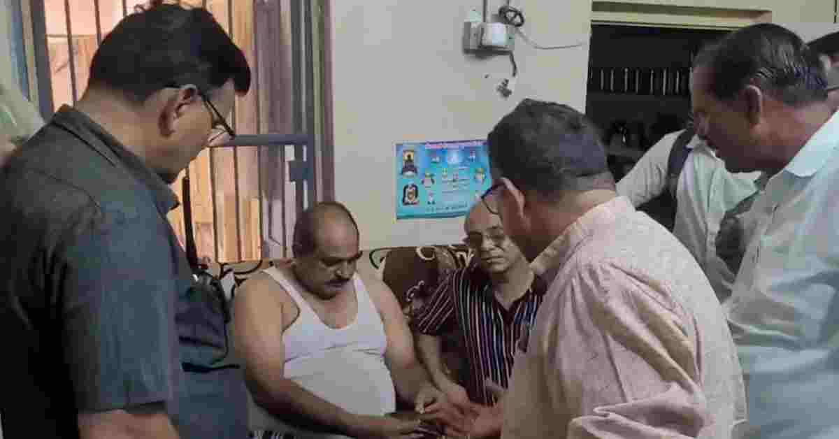 Vidisha News: नपा कर्मचारी ने परिजनों समेत खुद को घर में किया कैद, अनहोनी की आशंका पर पहुंची पुलिस, बताई हैरान कर देने वाली वजह