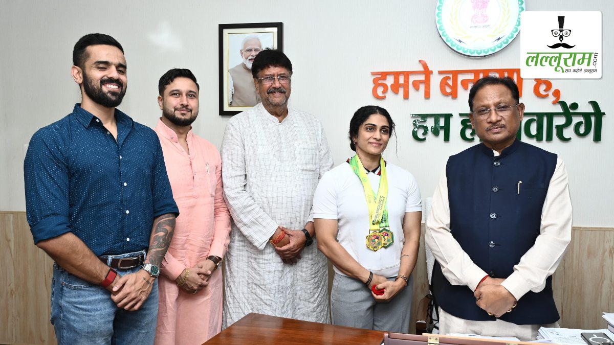 छत्तीसगढ़ की बेटी ने जापान में लहराया देश का परचम: CM साय ने की गोल्ड मेडलिस्ट पावरलिफ्टिर नमी राय पारेख की सराहना, कहा- इस उपलब्धि से प्रदेश की दूसरी बेटियों को भी मिलेगी प्रेरणा