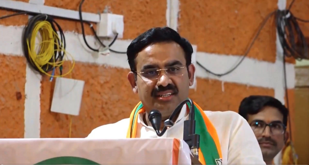 ‘मैं शिवसेना का पिता हूं…’, BJP एमएलसी परिणय फुके की टिप्पणी पर महाराष्ट्र में मचा बवाल, सीएम फडणवीस ने अपने नेता के बयान का समर्थन किया