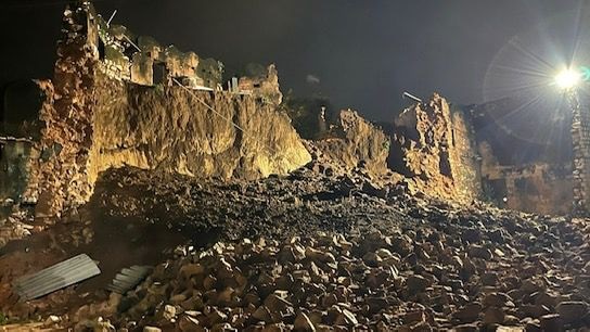 Rajasthan News: जयपुर के चौमूं में देर रात भूकंप जैसे तेज झटकों से दहशत, नहर की दीवार ढहने से अफरा-तफरी