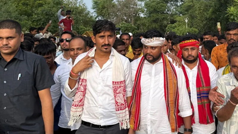 Rajasthan News: झालावाड़ में बच्चों की मौत पर कांग्रेस का हमला, कहा- राजकुमार रोत DJ बजवाकर स्वागत करवा रहे थे