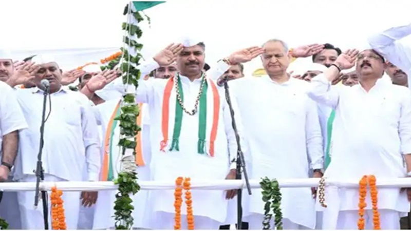 Rajasthan News: अशोक गहलोत का चुनाव आयोग से सवाल: अगर वोट ही नहीं रहेगा, तो वोटर का सम्मान कैसा?