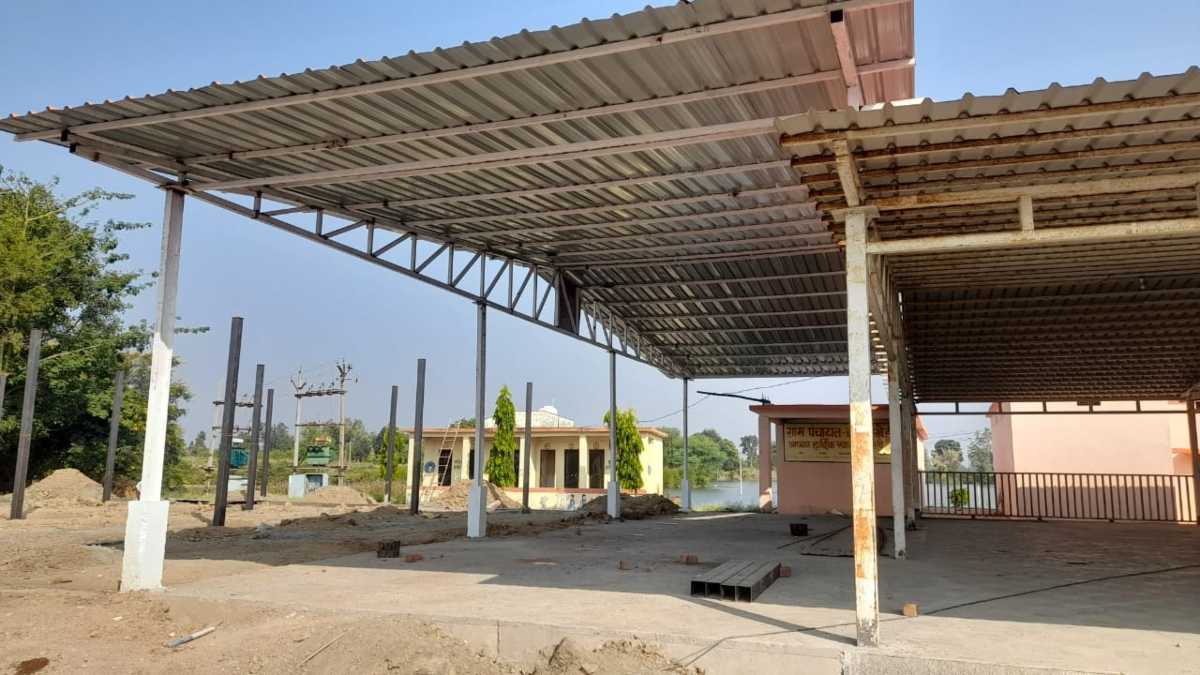 शेड निर्माण में भ्रष्टाचार की शिकायत: जिला पंचायत उपाध्यक्ष की गृह पंचायत के सरपंच पर लगे आरोप, जांच दल गठित