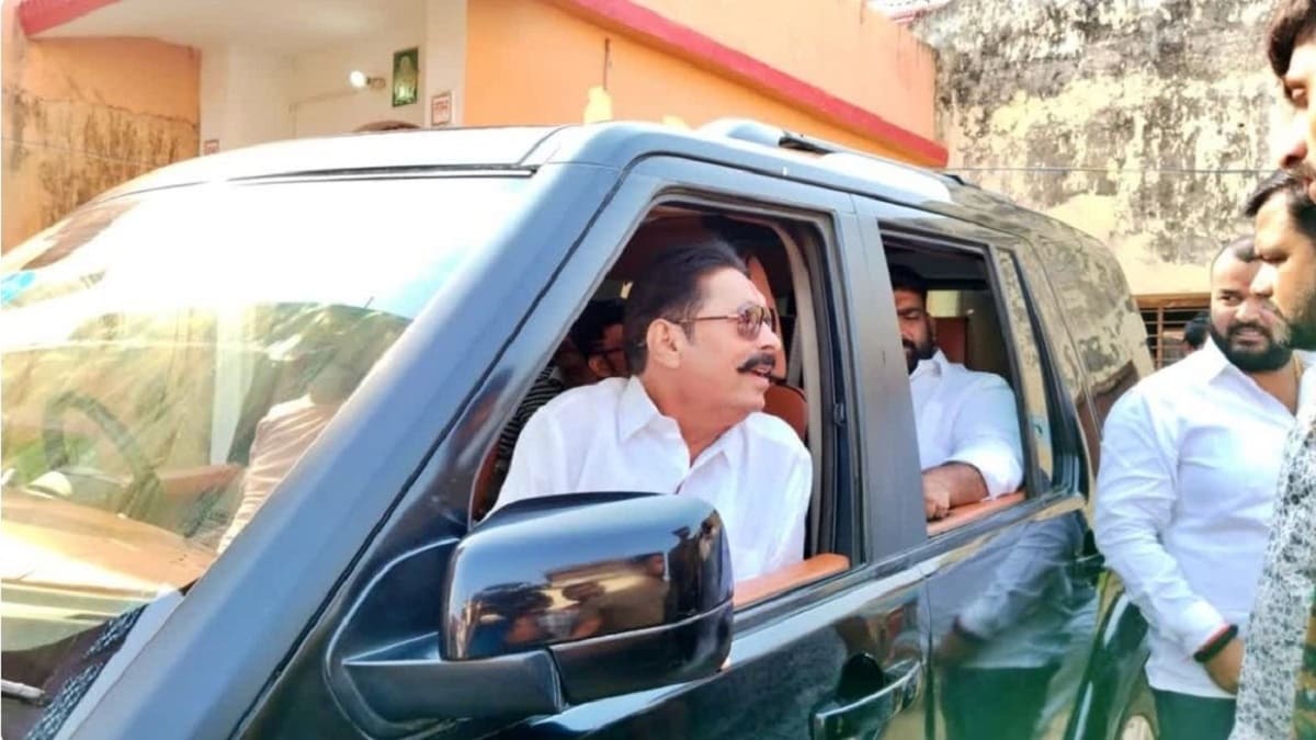 भीड़, जनसंपर्क और जाम, अनंत सिंह के कार्यक्रम ने खींचा सबका ध्यान, समर्थकों की भीड़ ने कार्यक्रम को दे दिया राजनीतिक रंग?