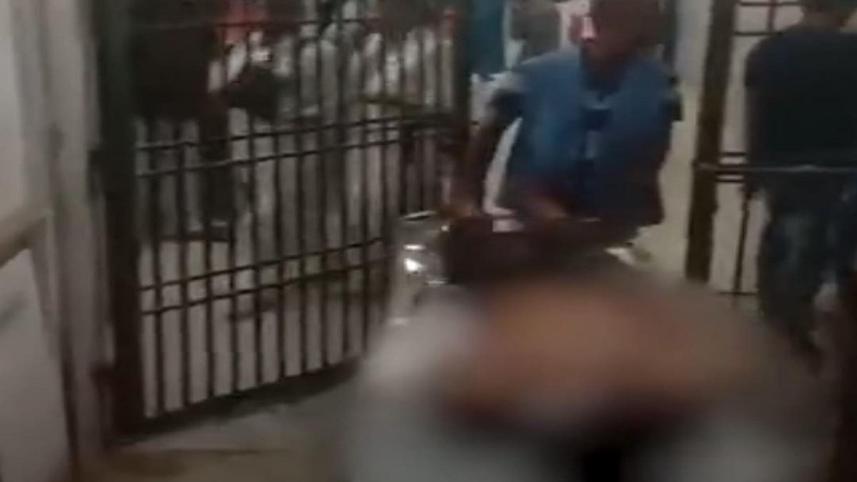 भागलपुर में एकतरफा प्यार में छात्र ने छात्रा पर चाकू से किया हमला, जानें पूरा मामला