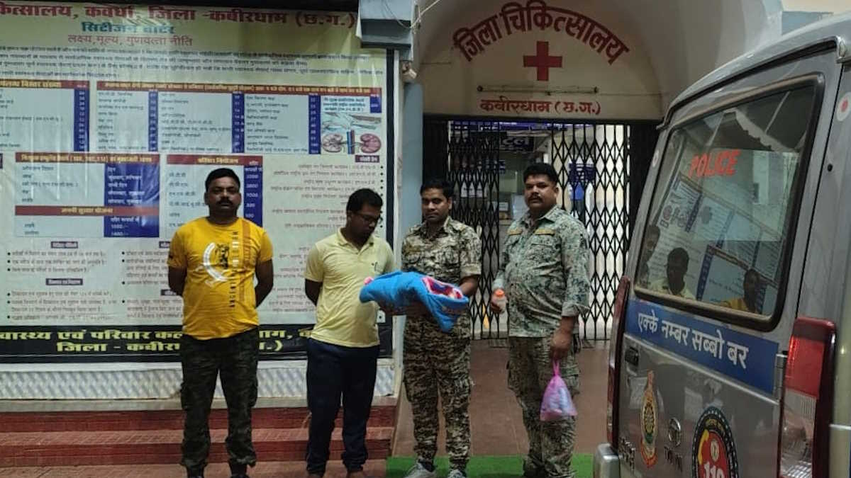 नौ महीने तक कोख में पालने के बाद… दो दिन की नवजात बच्ची को हनुमान मंदिर में छोड़ा लावारिस