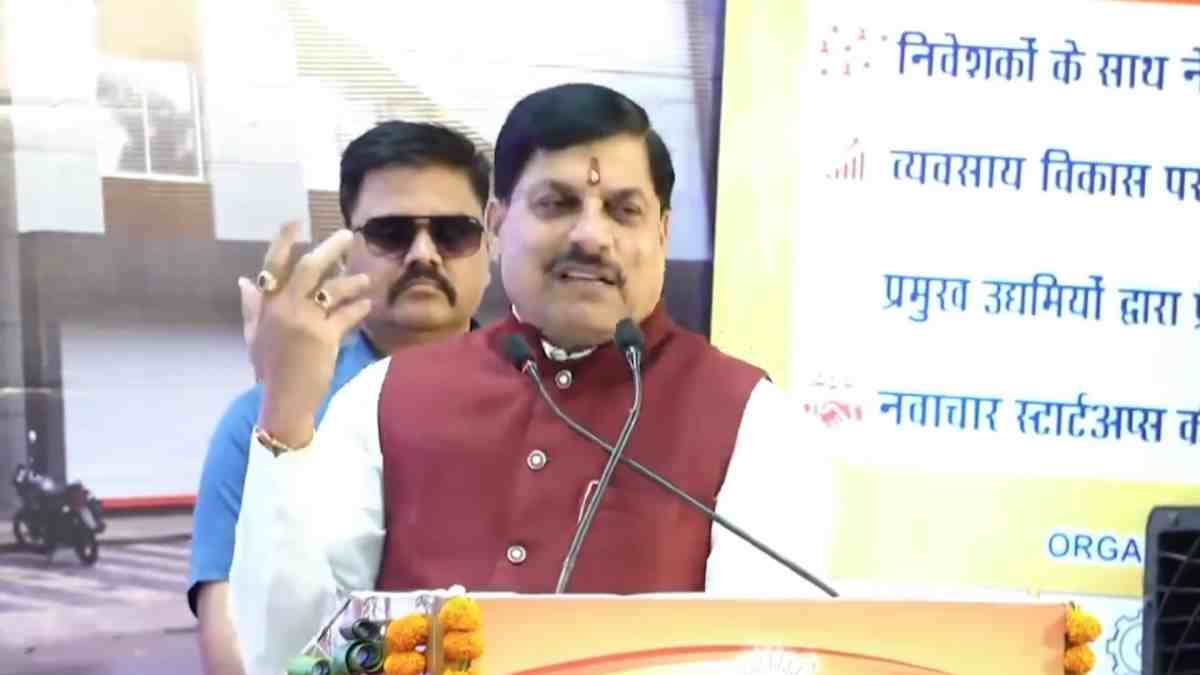 ‘लाडली बहनों को मिलेंगे एक्स्ट्रा 5 हजार’, CM डॉ. मोहन यादव ने किया बड़ा ऐलान, कहा- 1500 रुपए पर्याप्त नहीं है