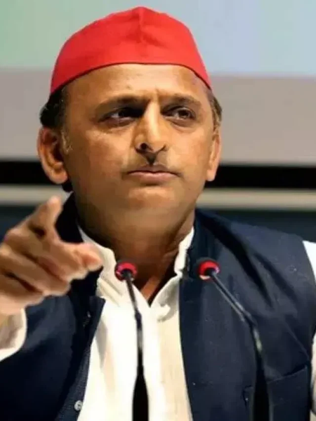 अरविंद केजरीवाल से लेकर रेखा गुप्ता तक, जानें  किन-किन नेताओं पर हो चुके हमले?