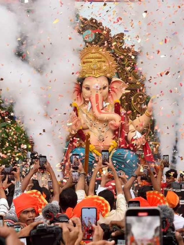 मुंबई से लेकर गोवा तक…  इन 5 शहरों में देखें सबसे भव्य गणेशोत्सव