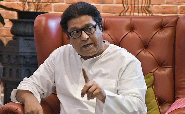 हिंदी भाषियों के खिलाफ हिंसा और धमकी देने का मामला: राज ठाकरे के खिलाफ बॉम्बे हाईकोर्ट में याचिका दाखिल, एफआईआर दर्ज करने मांग