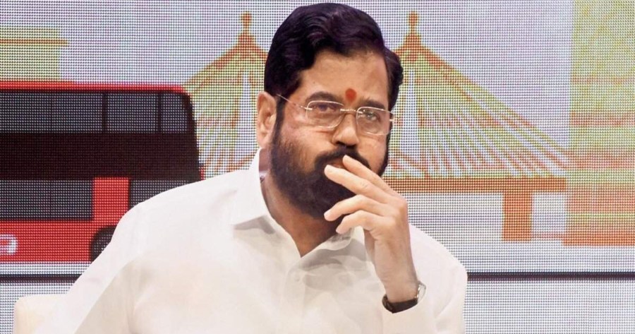 महाराष्ट्र में सबकुछ ठीक नहीं : एकनाथ शिंदे के कई भरोसेमंद नेता अपने 40 कार्यकर्ताओं के साथ BJP में हुए शामिल ! पार्टी से ये है नाराजगी