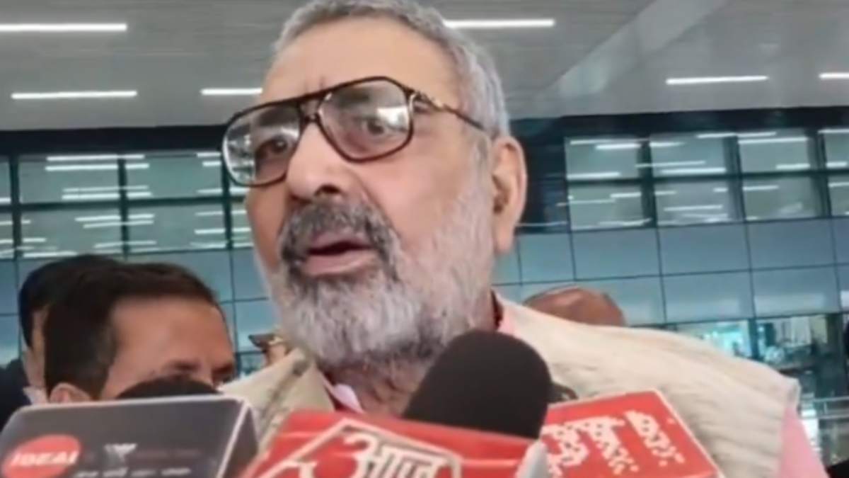 गिरिराज सिंह का विपक्ष पर निशाना: कहा- SIR के नाम पर भ्रम फैला रहा है विपक्ष, संसद नहीं चलने दे रहा