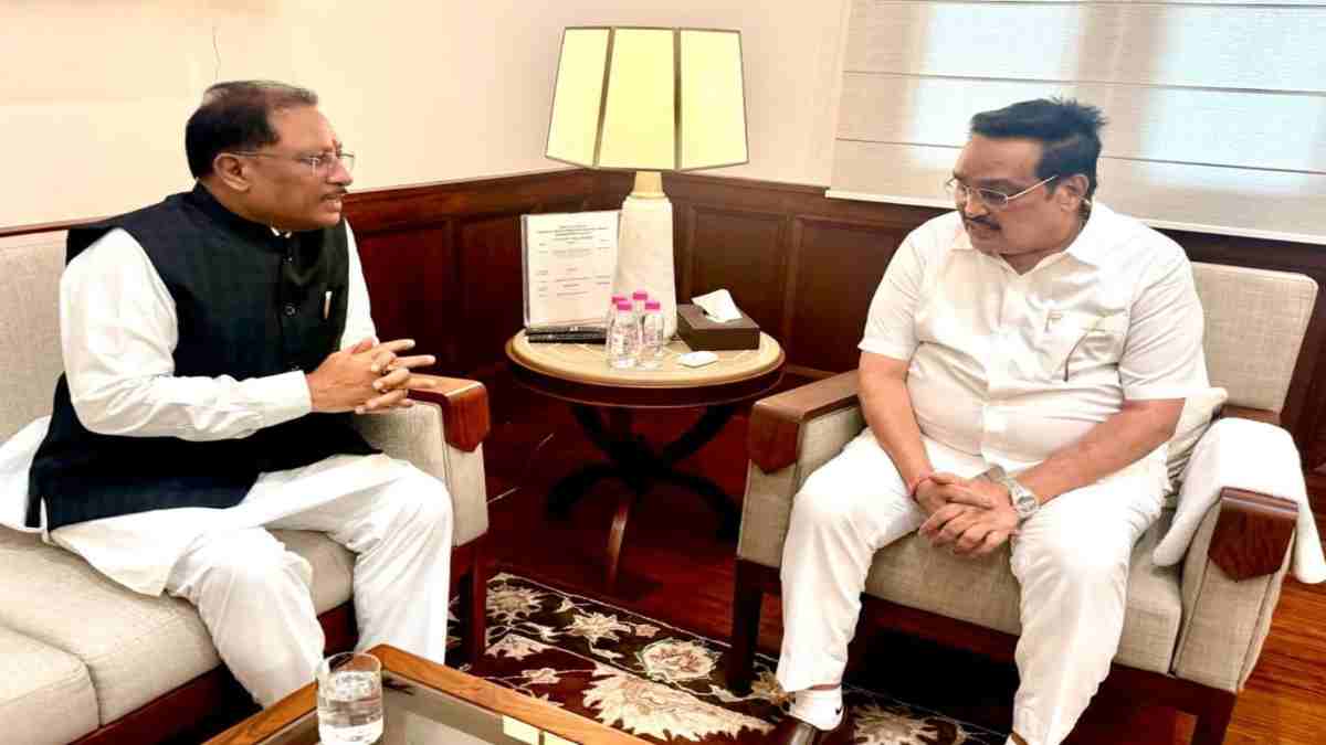मुख्यमंत्री विष्णुदेव साय ने केंद्रीय जलशक्ति मंत्री पाटिल से की मुलाकात, बोधघाट परियोजना पर हुई चर्चा