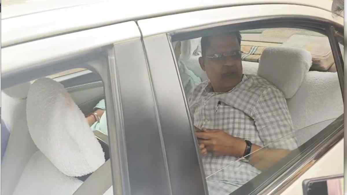 राजभवन से विधायक को आया फोन, राज्यपाल से मिलने पहुंचे अमर अग्रवाल