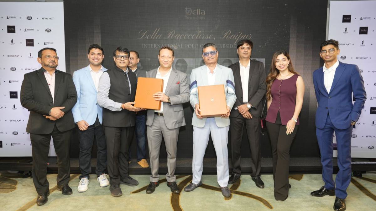 जिमी मिस्त्री और डेला टाउनशिप्स ने रायपुर में घुड़सवारी थीम पर आधारित लक्ज़री टाउनशिप का किया शुभारंभ