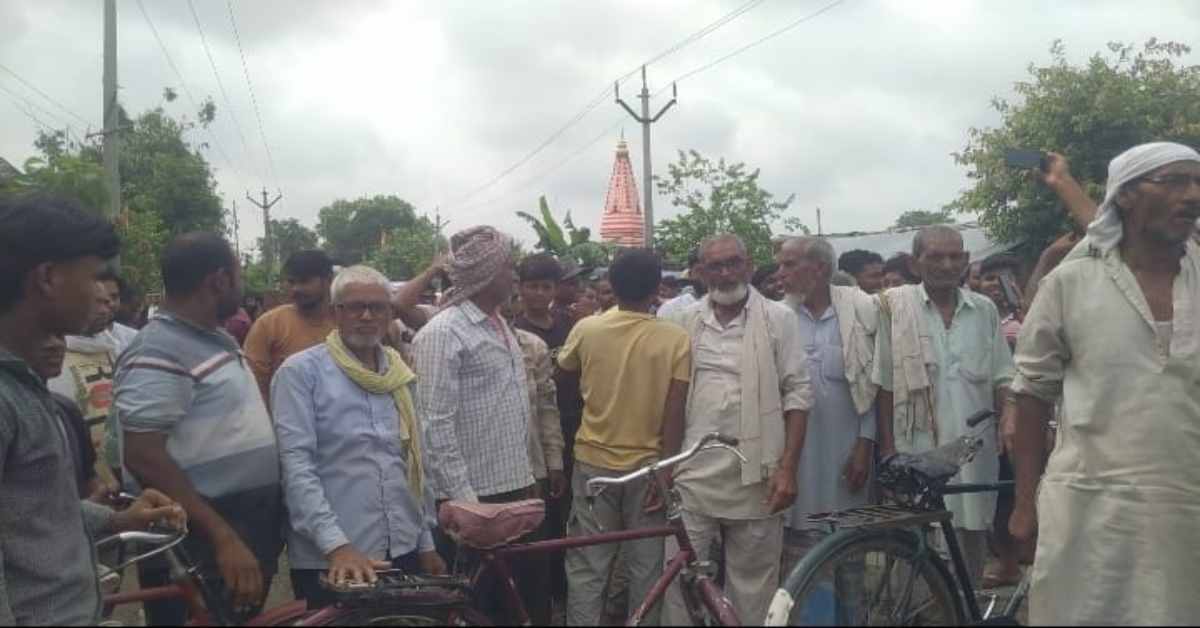UP में ‘सो’ रही सरकार, रो रहे किसान! खाद की किल्लत से जूझ रहे अन्नदाता, ब्लैक में दोगुने दामों में बिक्री, कृषि मंत्री सूर्य प्रताप जी ये अन्याय नहीं तो और क्या?