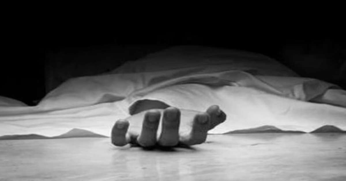 ‘मिट्टी’ में मिल गई जिंदगीः कच्चे मकान के अंदर खाना बनी रही थी महिला, अचानक ताश के पत्तों की तरह बिखरा और…
