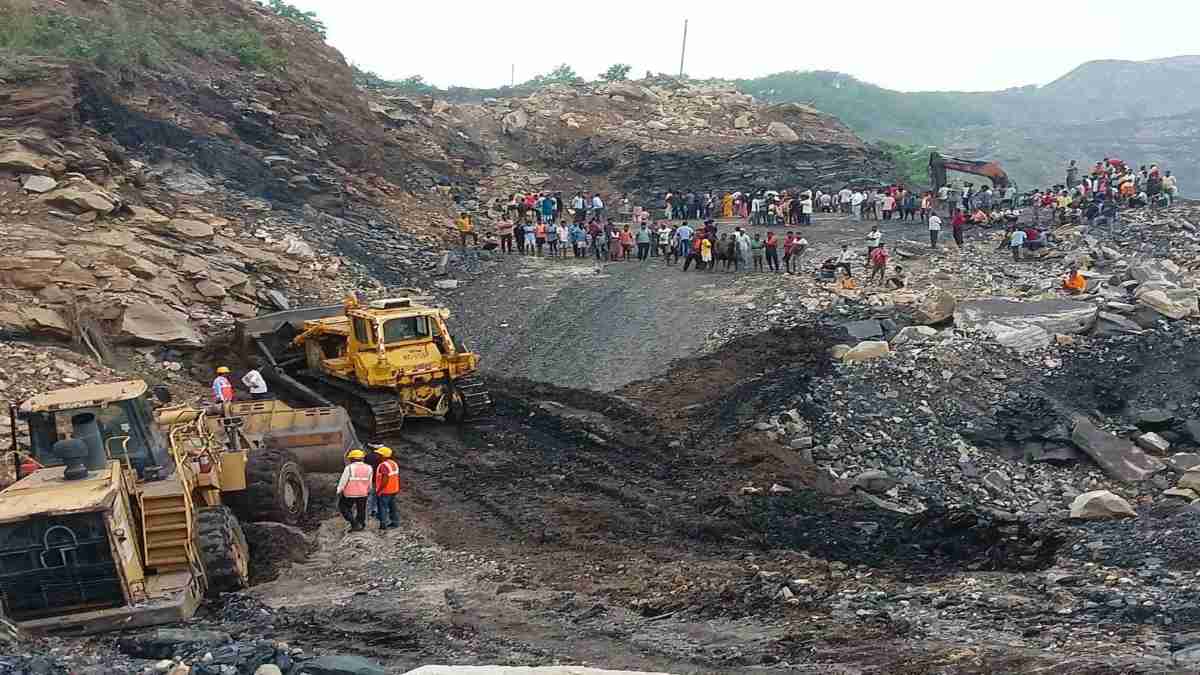 सोमवार को इस माइनिंग कंपनी के शेयर में मचेगा हंगामा! हर 1 पर मिलेंगे 2 बोनस