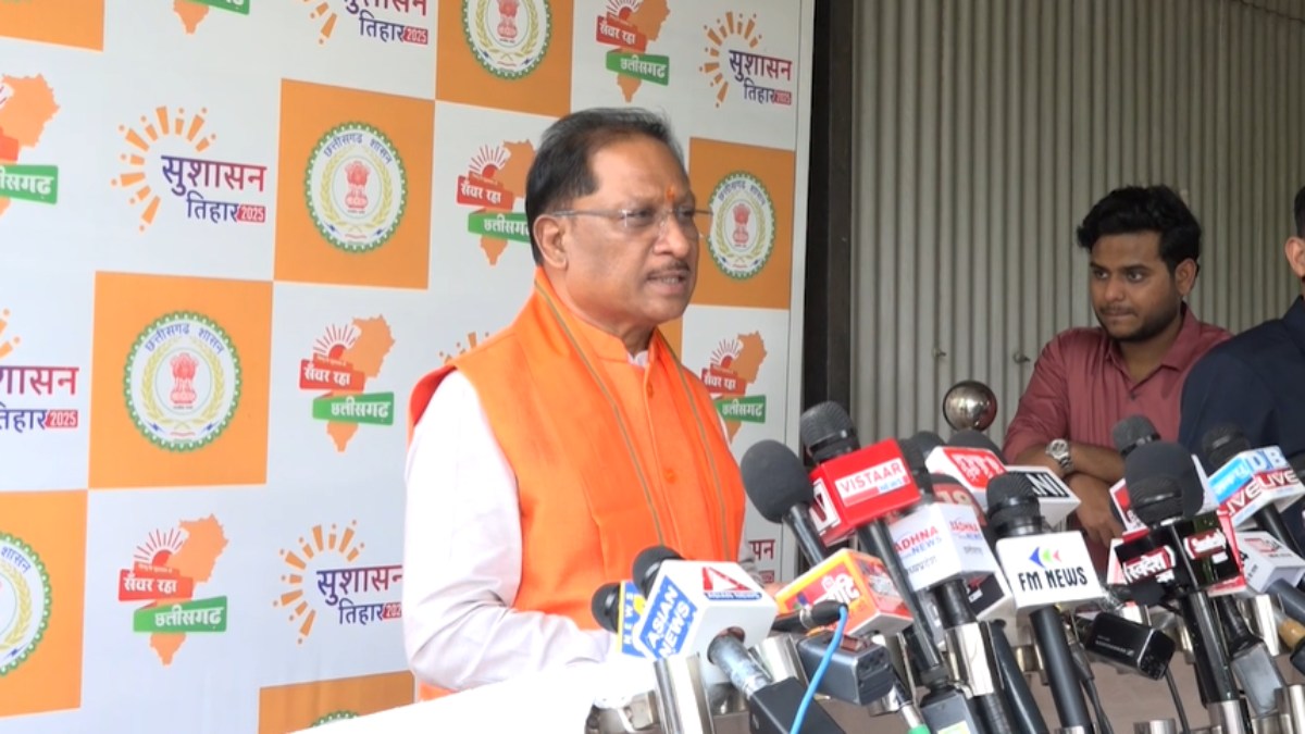 वोट चोरी के आरोपों पर CM साय का पलटवार, कहा- चुनाव आयोग पर प्रश्न खड़ा करना ठीक नहीं, कांग्रेस के पक्ष में नतीजे आते हैं तो सब ठीक रहता है, हारने पर EVM पर फोड़ते हैं ठीकरा