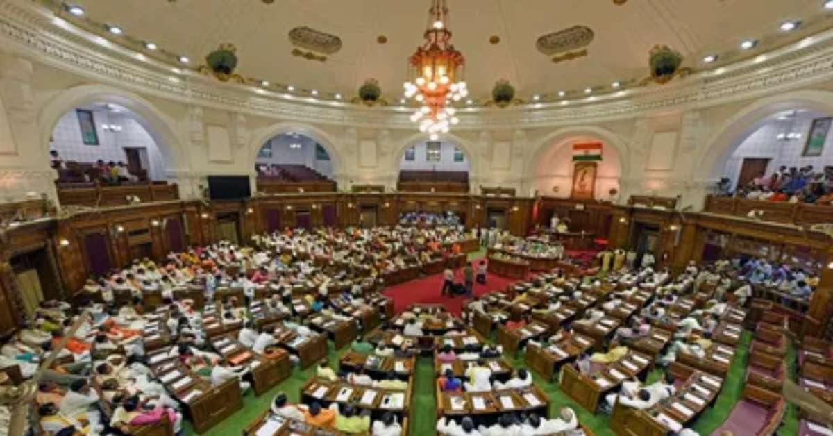 UP Monsoon Session: फतेहपुर मुद्दे को लेकर विपक्ष का हंगामा, कल तक के लिए कार्यवाही हुई स्थगित