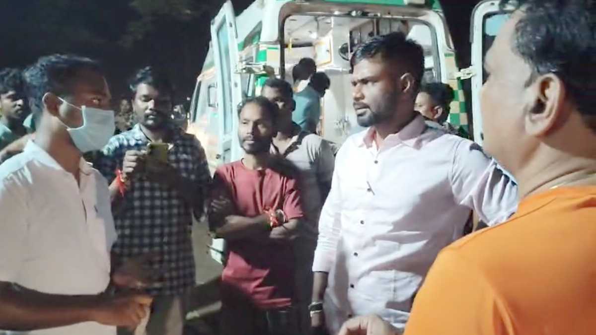 घायलों को अस्पताल लाने में देरी पर विधायक ने एंबुलेंस चालक को जड़ा थप्पड़, BMO ने लगाया आरोप, जानिए पूरा मामला…