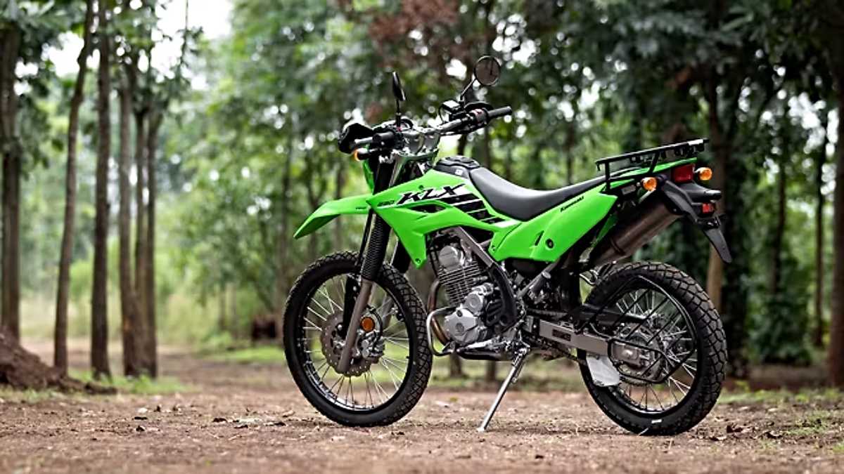 2025 Kawasaki KLX 230 लॉन्च: दमदार ऑफ-रोड बाइक अब सिर्फ 1.99 लाख रुपये में
