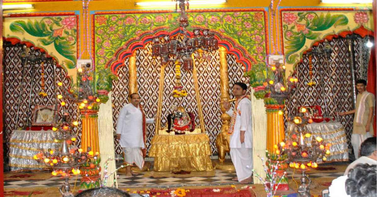 Shri Krishna Janmashtami 2025 : ठाकुर द्वारिकाधीश मंदिर में दर्शन के समय में बदलाव, जानिए कब कर सकेंगे दर्शन