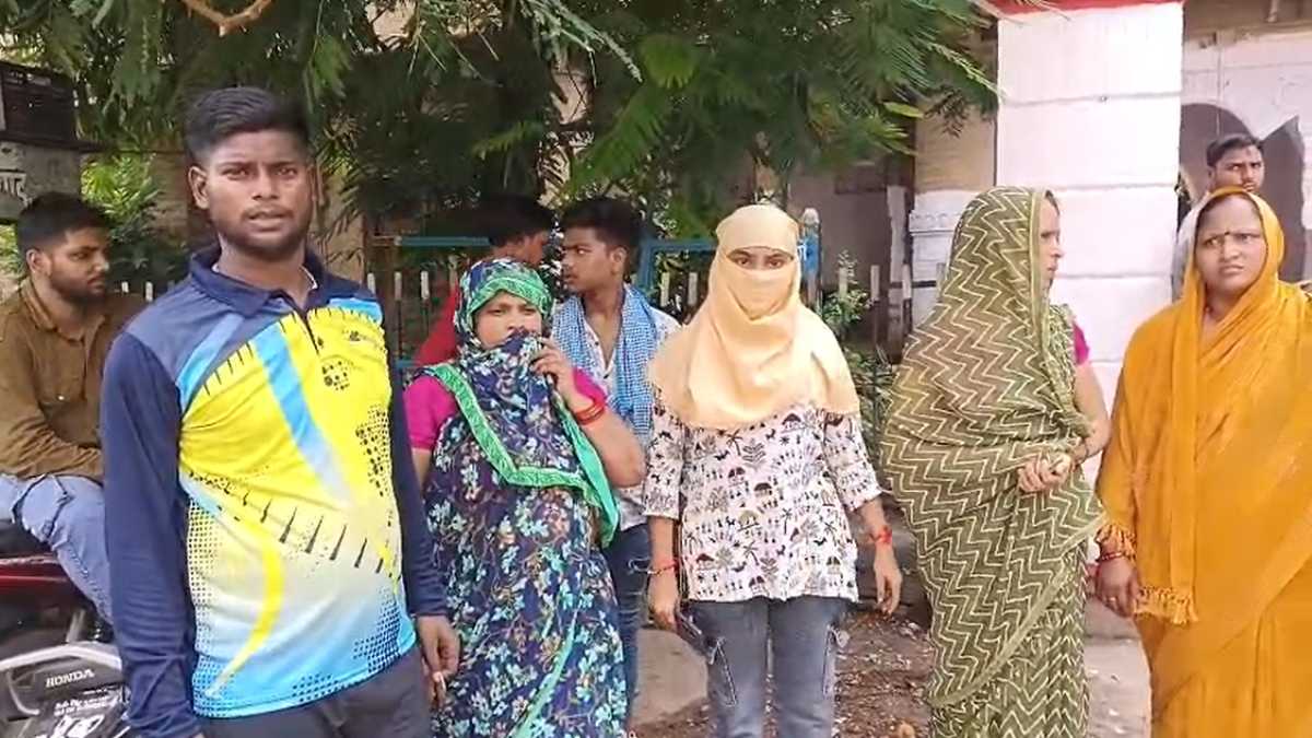 बेखौफ बदमाशः एक महीने में परिवार के साथ की 3 बार मारपीट, घर में फायरिंग भी, पुलिस ने नहीं लिखी FIR