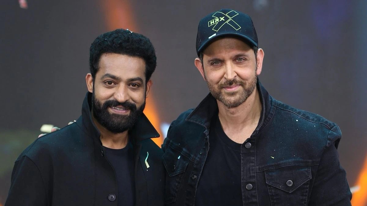 War 2 की सफलता पर Hrithik Roshan और Junior NTR ने दर्शकों का जताया आभार, पोस्ट शेयर कर फैंस के लिए लिखा संदेश …