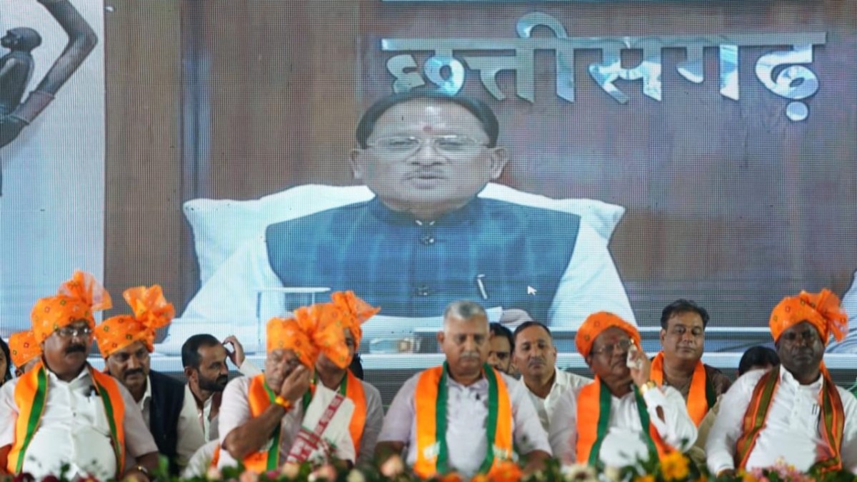 मुख्यमंत्री साय ने सूरजपुर जिले में 211 करोड़ से अधिक के विकास कार्यों का किया लोकार्पण-भूमिपूजन, किसान मेला सह जैविक मेला का किया गया शुभारंभ
