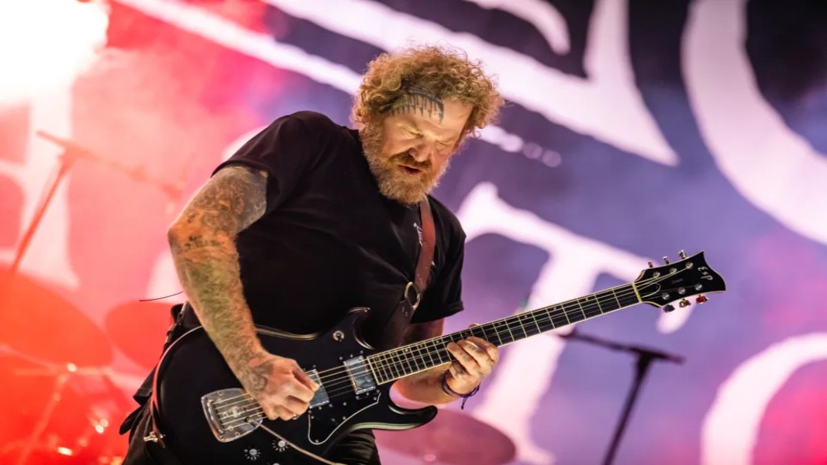 अमेरिकन सिंगर Brent Hinds का निधन, बैंड ने दी जानकारी …