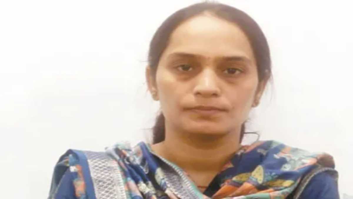 SI भर्ती परीक्षा पेपर लीक मामला : महिला पुलिसकर्मी गिरफ्तार, 14 लाख में खरीदा था पेपर