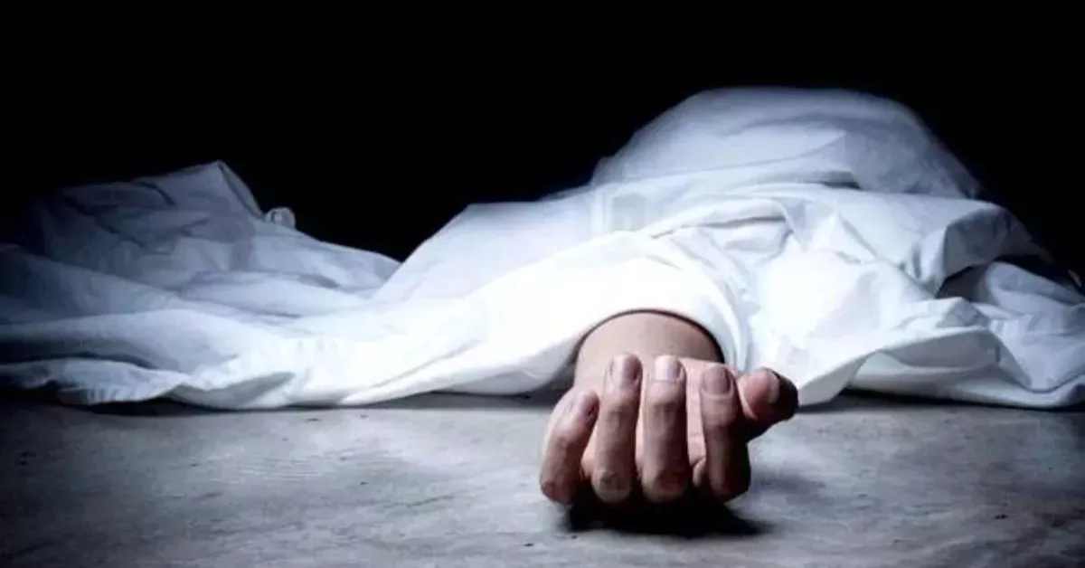 जौनपुर में खूनी खेल: युवक की सिर कुचलकर हत्या, छत में पड़ा मिला शव