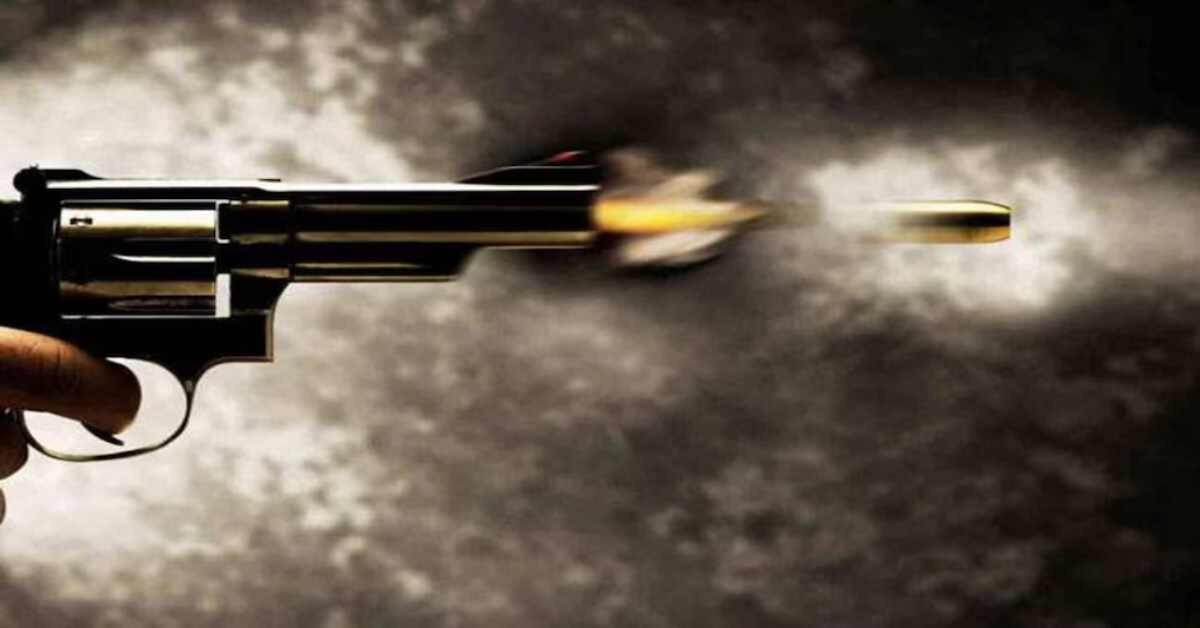 चंदौली में बदमाशों के हौसले बुलंद! घर में घुसकर महिला को मारी गोली, फिर जो हुआ…